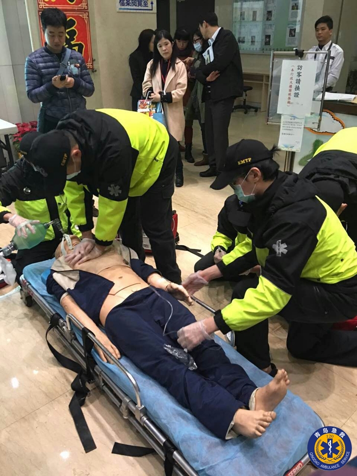 新北市消防局紧急救治急性心梗猝死病人救治转运流程演练